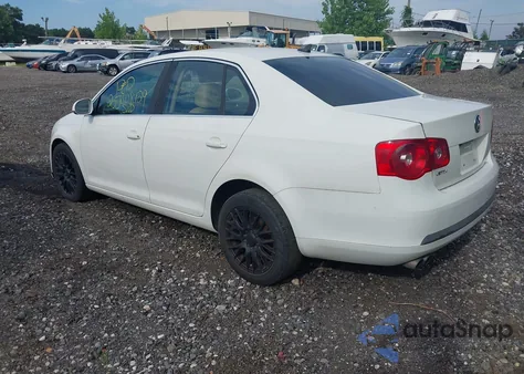 2007 Volkswagen Jetta 2.5 from USA, damaged, VIN 3VWSF71K17M031617
